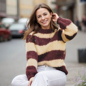 Siri's striped sweater Grape/Vanilla yellow