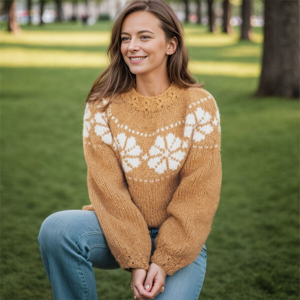 Chunky flower sweater - Image 4