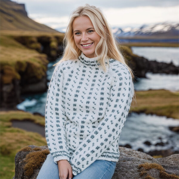 Godafos chunky icelandic sweater - Image 3