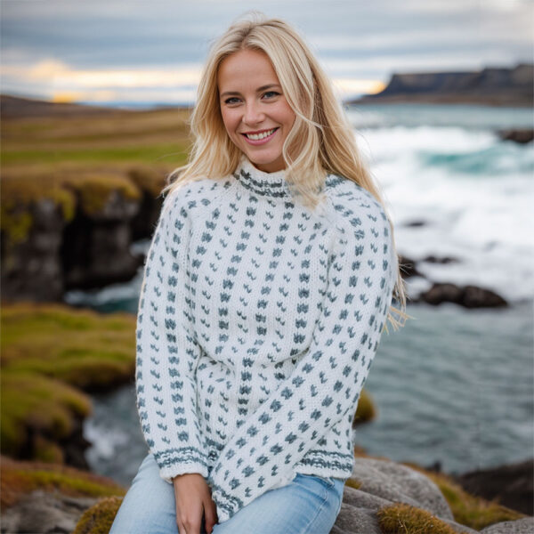 Godafos chunky icelandic sweater - Image 5