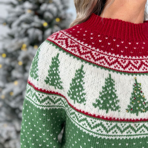 The Christmas tree sweater - Image 4