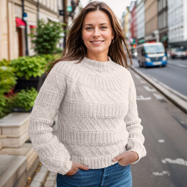 Structured joy sweater in natural white