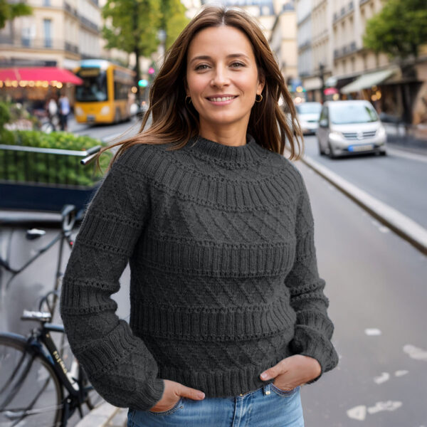 Structured joy sweater in charcoal